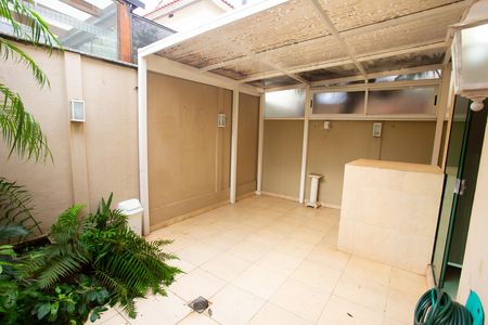 Casa de condomínio para alugar com 133m², 2 quartos e 2 vagas Casa de condomínio para alugar com 133m², 2 quartos e 2 vagasVaranda