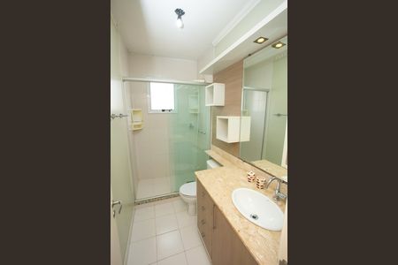 Casa de condomínio para alugar com 133m², 2 quartos e 2 vagas Casa de condomínio para alugar com 133m², 2 quartos e 2 vagasBanheiro