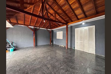 Casa à venda com 140m², 2 quartos e 4 vagas Casa à venda com 140m², 2 quartos e 4 vagasÁrea comum