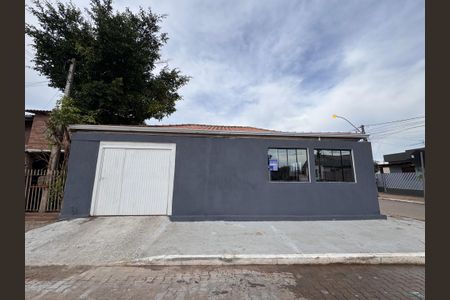 Casa à venda com 140m², 2 quartos e 4 vagas Casa à venda com 140m², 2 quartos e 4 vagasPlaquinha fachada