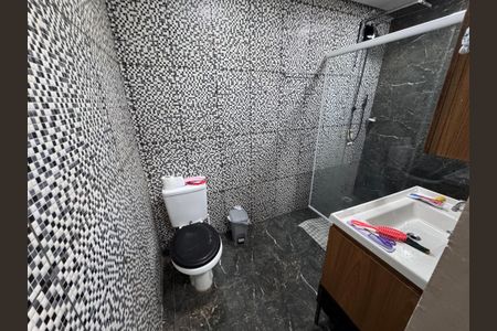 Casa à venda com 140m², 2 quartos e 4 vagas Casa à venda com 140m², 2 quartos e 4 vagasBanheiro