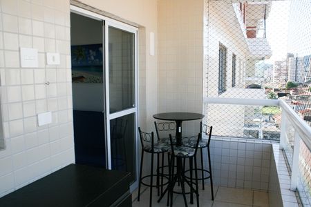 Apartamento para alugar com 58m², 2 quartos e 1 vagaVaranda