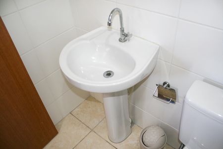 Apartamento para alugar com 58m², 2 quartos e 1 vagaBanheiro Social