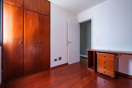 Apartamento à venda com 68m², 2 quartos e 2 vagasQuarto 2
