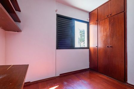 Apartamento à venda com 68m², 2 quartos e 2 vagasQuarto 2