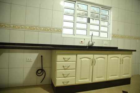 Casa à venda com 246m², 3 quartos e 1 vagaCozinha - Armários