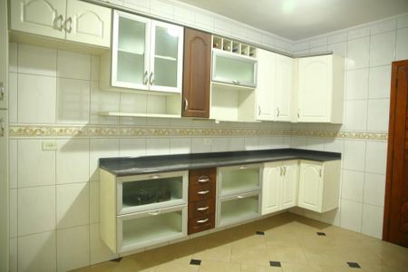 Casa à venda com 246m², 3 quartos e 1 vagaCozinha - Armários