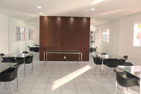 Apartamento para alugar com 42m², 2 quartos e 1 vagaÁrea comum