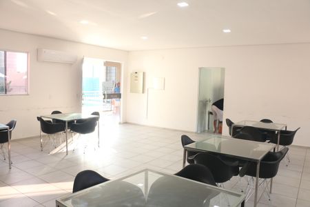 Apartamento para alugar com 42m², 2 quartos e 1 vagaÁrea comum