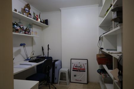 Apartamento à venda com 411m², 7 quartos e 3 vagasQuarto 1