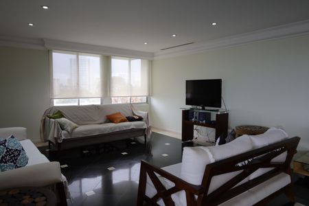 Apartamento à venda com 411m², 7 quartos e 3 vagasSala