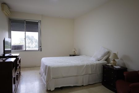 Apartamento à venda com 411m², 7 quartos e 3 vagasSuíte 3