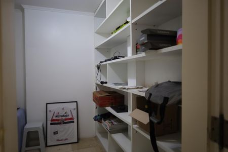 Apartamento à venda com 411m², 7 quartos e 3 vagasQuarto 1