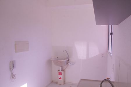 Casa de condomínio para alugar com 43m², 2 quartos e 1 vagaÁrea de Serviço