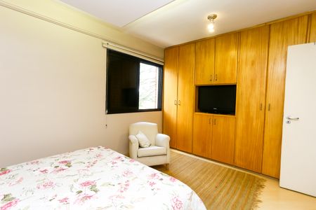 Apartamento à venda com 106m², 2 quartos e 2 vagassuíte