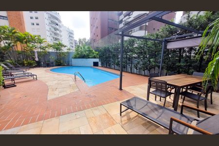 Apartamento à venda com 106m², 2 quartos e 2 vagasÁrea comum - Piscina