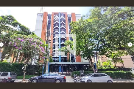 Apartamento à venda com 106m², 2 quartos e 2 vagasFachada