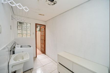 Apartamento à venda com 77m², 2 quartos e sem vaga Apartamento à venda com 77m², 2 quartos e sem vagaÁrea de Serviço
