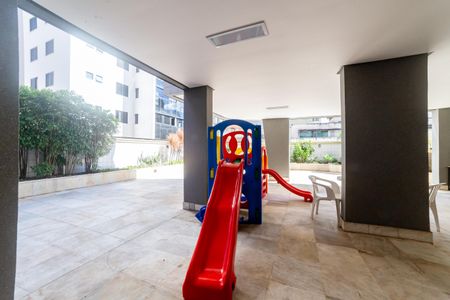 Apartamento à venda com 118m², 4 quartos e 2 vagasÁrea comum - Playground