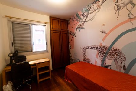 Apartamento à venda com 118m², 4 quartos e 2 vagasQuarto 3