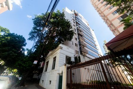Apartamento à venda com 118m², 4 quartos e 2 vagasFachada