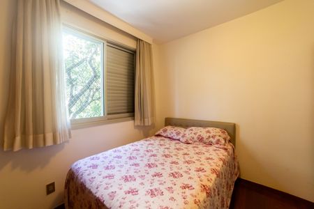 Apartamento à venda com 118m², 4 quartos e 2 vagasQuarto 1