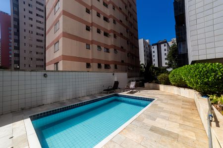 Apartamento à venda com 118m², 4 quartos e 2 vagasÁrea comum - Piscina