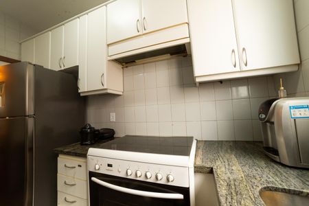 Apartamento à venda com 118m², 4 quartos e 2 vagasCozinha
