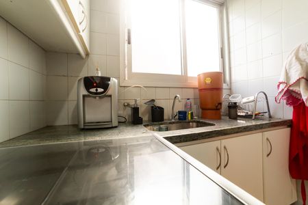 Apartamento à venda com 118m², 4 quartos e 2 vagasCozinha