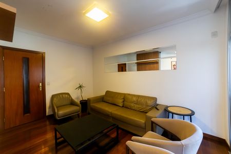 Apartamento à venda com 118m², 4 quartos e 2 vagasSala