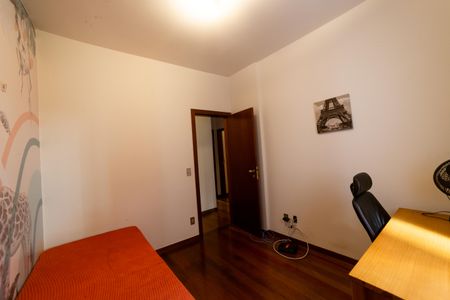 Apartamento à venda com 118m², 4 quartos e 2 vagasQuarto 3