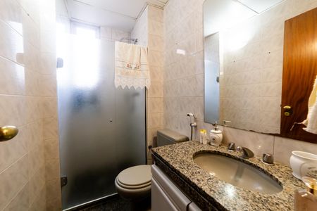 Apartamento à venda com 118m², 4 quartos e 2 vagasBanheiro Social