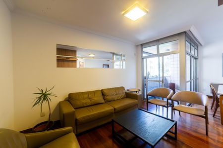 Apartamento à venda com 118m², 4 quartos e 2 vagasSala