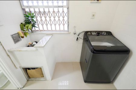 Apartamento à venda com 70m², 3 quartos e sem vaga Apartamento à venda com 70m², 3 quartos e sem vagaÁrea de Serviço