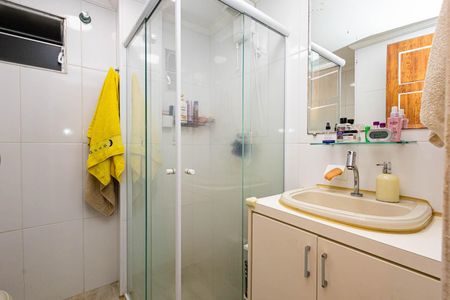 Apartamento à venda com 107m², 3 quartos e 1 vaga Apartamento à venda com 107m², 3 quartos e 1 vagaBanheiro Social