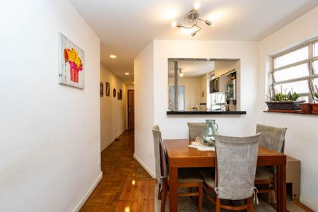 Apartamento à venda com 107m², 3 quartos e 1 vaga Apartamento à venda com 107m², 3 quartos e 1 vagaSala