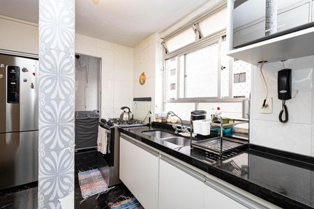 Apartamento à venda com 107m², 3 quartos e 1 vaga Apartamento à venda com 107m², 3 quartos e 1 vagaCozinha