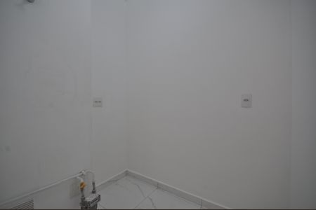 Apartamento à venda com 42m², 2 quartos e 1 vagaÁrea de Serviço