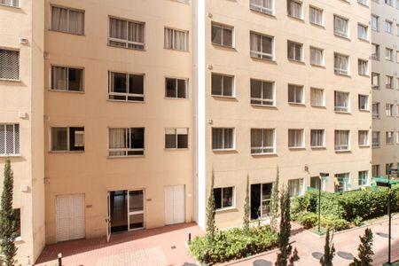 Sala - Vista de apartamento à venda com 2 quartos, 42m² em Vila Sabrina, São Paulo