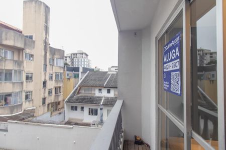 Apartamento para alugar com 50m², 2 quartos e 1 vaga Apartamento para alugar com 50m², 2 quartos e 1 vagaVaranda da Sala