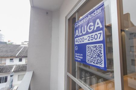 Apartamento para alugar com 50m², 2 quartos e 1 vaga Apartamento para alugar com 50m², 2 quartos e 1 vagaPlaquinha