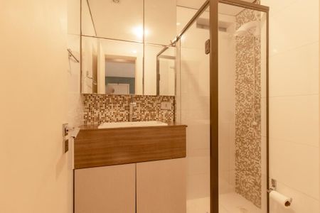 Apartamento para alugar com 50m², 2 quartos e 1 vaga Apartamento para alugar com 50m², 2 quartos e 1 vagaBanheiro Social