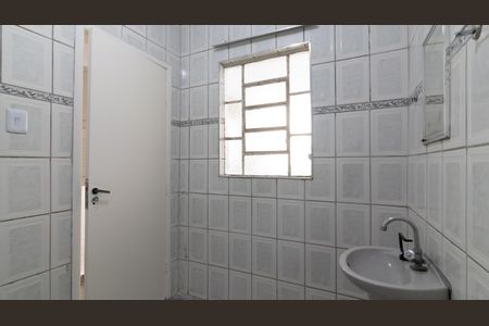 Casa à venda com 77m², 2 quartos e sem vagaBanheiro