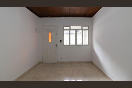 Casa à venda com 77m², 2 quartos e sem vagaSala