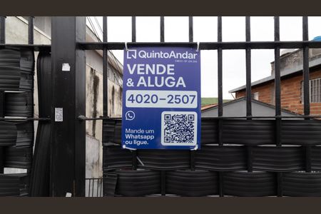 Casa à venda com 77m², 2 quartos e sem vagaPlaquinha