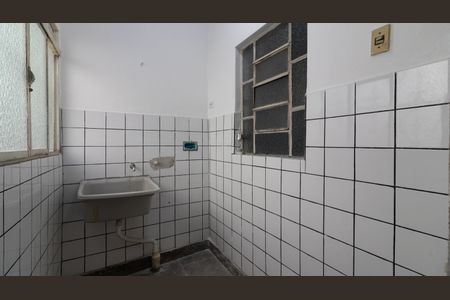 Casa à venda com 77m², 2 quartos e sem vagaÁrea de Serviço