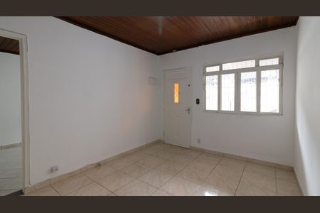 Casa à venda com 77m², 2 quartos e sem vagaSala