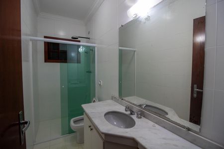 Casa para alugar com 200m², 3 quartos e 2 vagasBanheiro Social