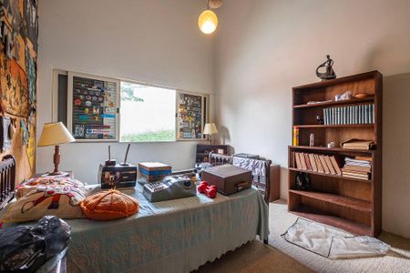 Casa à venda com 380m², 4 quartos e 4 vagasQuarto 