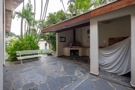 Casa à venda com 380m², 4 quartos e 4 vagasQuintal